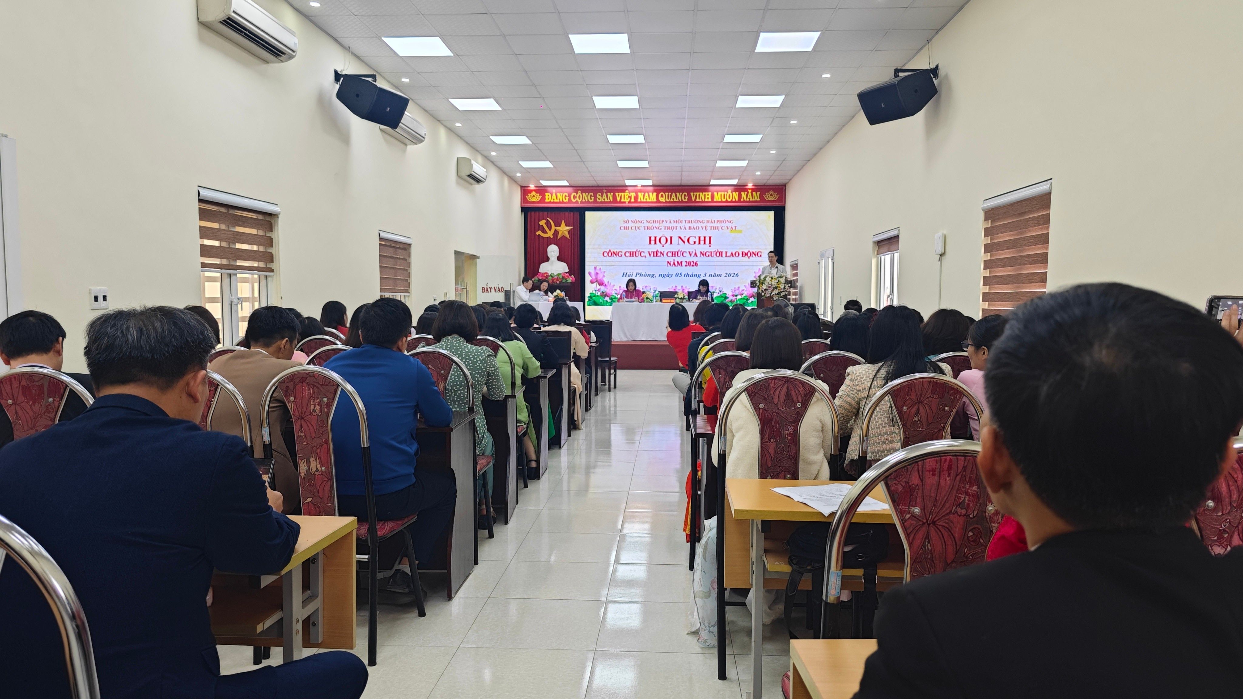 HỘI NGHỊ CÔNG CHỨC VIÊN CHỨC, NGƯỜI LAO ĐỘNG NĂM 2026 TẠI CHI CỤC TRỒNG TRỌT VÀ BẢO VỆ THỰC VẬT